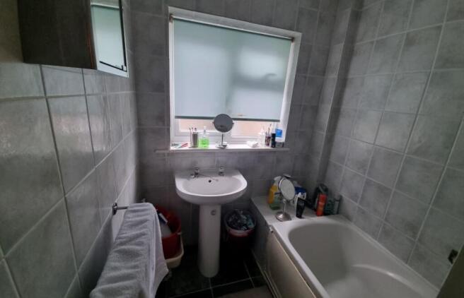 61A Lodge Lane, Grays, Essex, RM17 5RZ photo 5