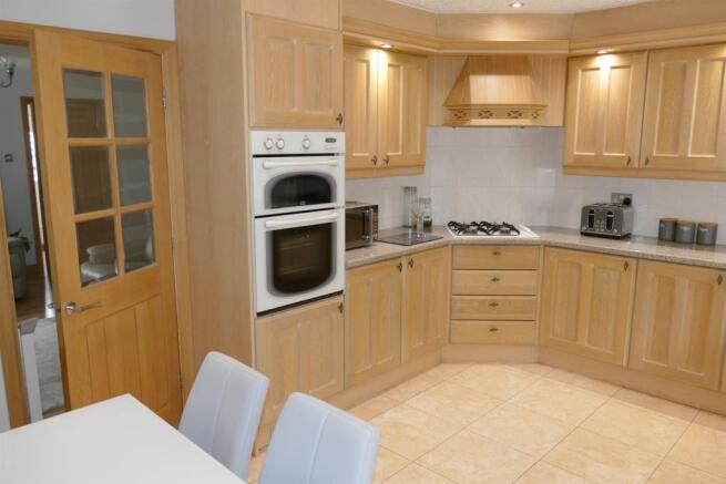 Kitchen b
