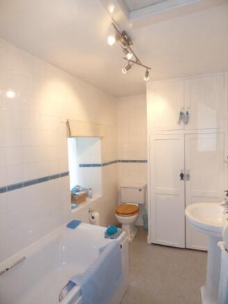 Photo 10
