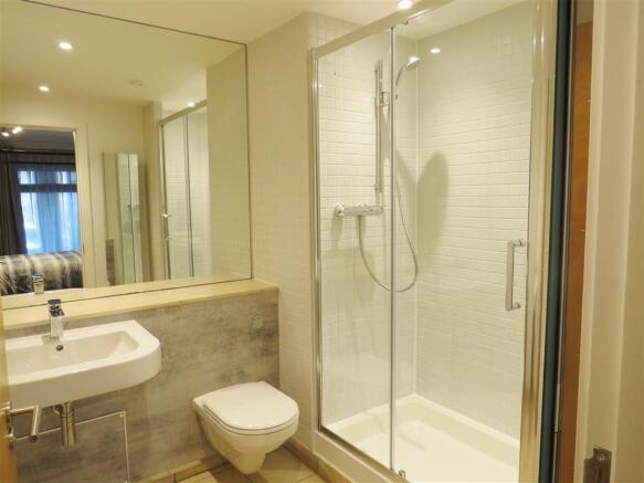 En-suite Bathroom