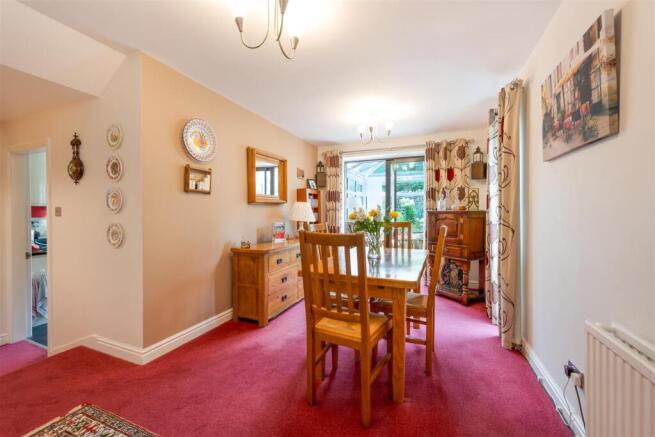 3 bed Link Detached House for sale Image 8