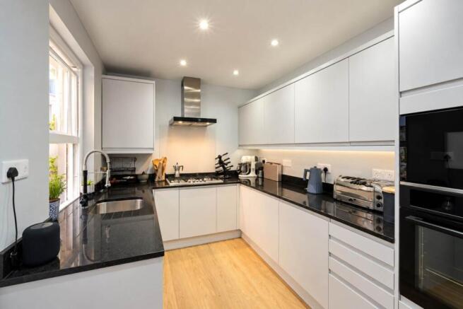 49, Lime Grove, Bideford photo 4