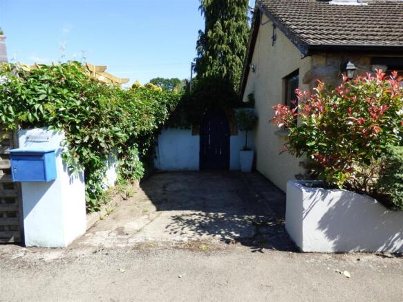 Driveway.JPG