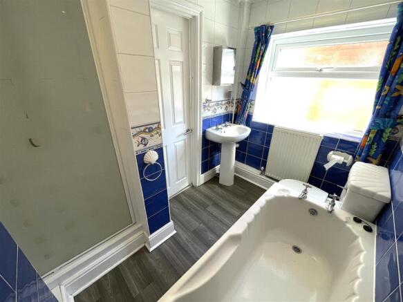 2 bed Terraced for sale Image 12
