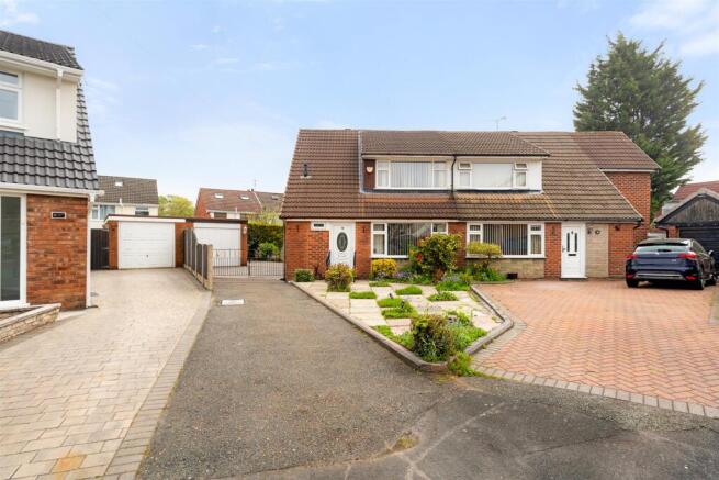 9 Dunbeath Close new external.jpg