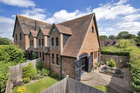 Home Farm Close, Leigh