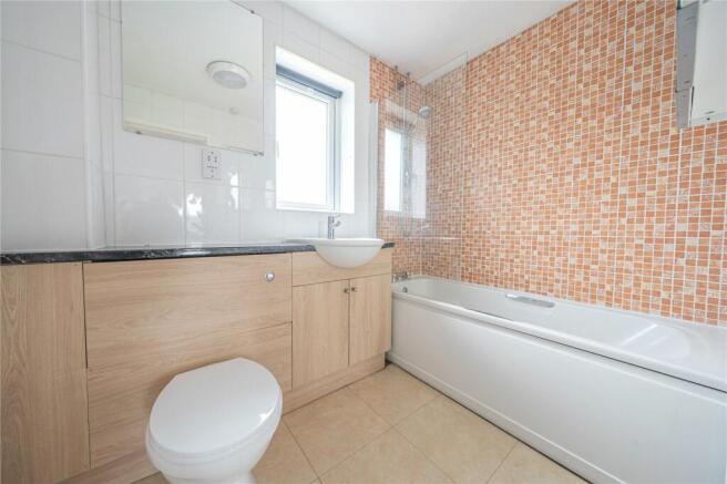 3 bed Detached for sale Image 9