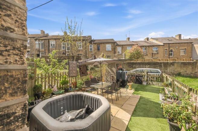 2 bed Terraced for sale Image 11