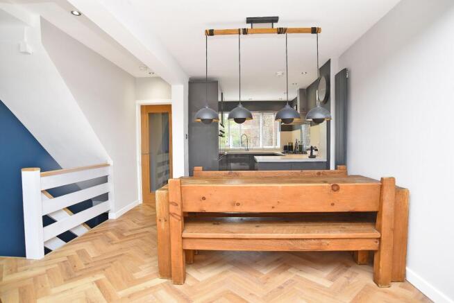 3 bed Terraced for sale Image 5