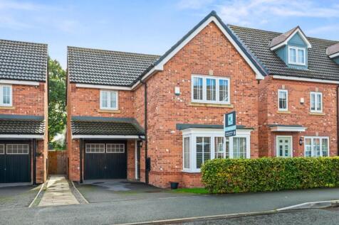Lakenheath Crescent, Great Sankey, WA5