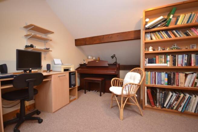 Photo 11