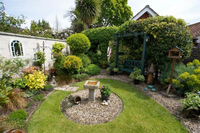 Photo 28