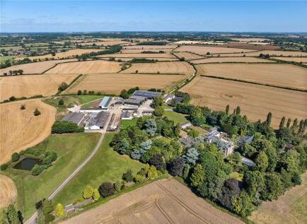 Castle Fields, Stowe Avenue, Buckingham, Buckinghamshire, MK18