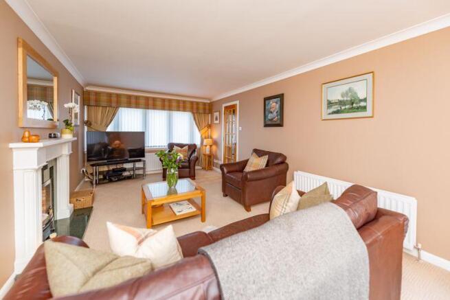 Lounge 2