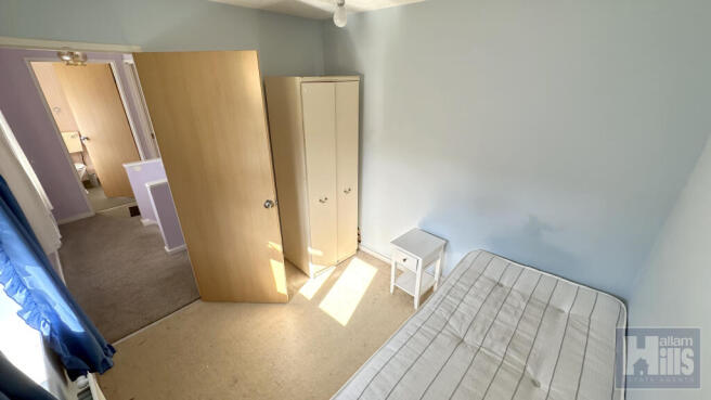 3 bed Terraced to rent Image 7