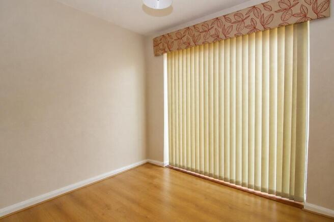 2 bed Semi-Detached Bungalow for sale Image 7
