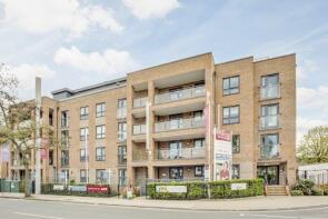 Flat 15, Heath Lodge, Marsh Road, Pinner HA5 5PB
