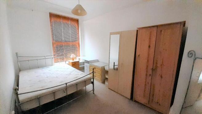 6 Waldrist Flat1 - Bedroom2.jpg