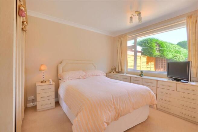2 bed Bungalow for sale Image 7
