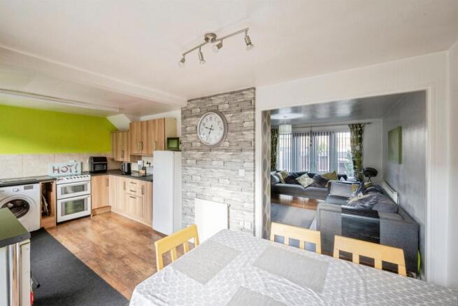 3 bed End of Terrace for sale Image 4