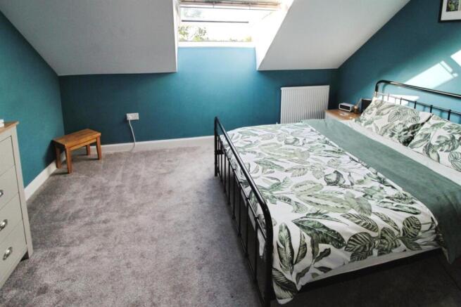 4 bed Terraced for sale Image 11
