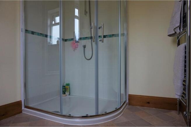 Master En-suite