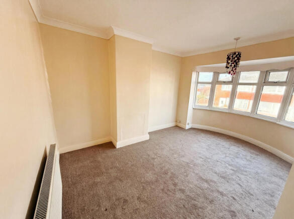 3 bed Semi-Detached to rent Image 7