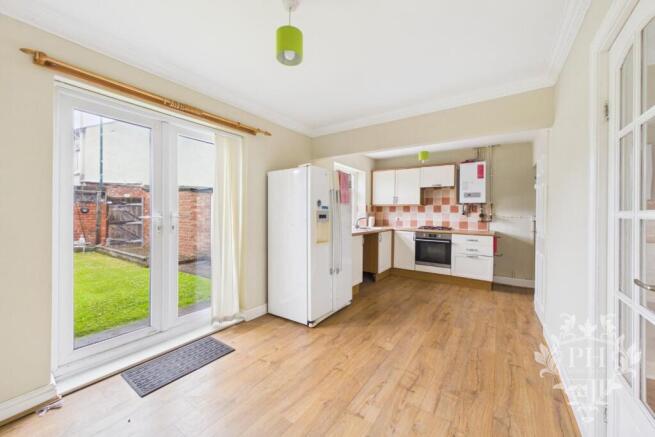 3 bed Semi-Detached for sale Image 5