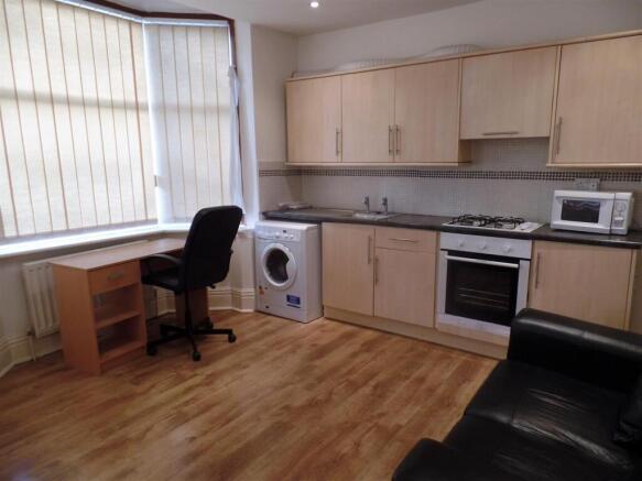 St Anns Road, Stoke - Lounge-Kitchen
