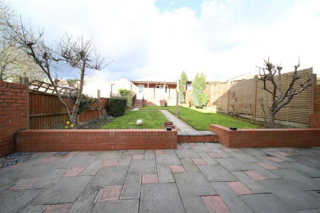 GARDEN.JPG