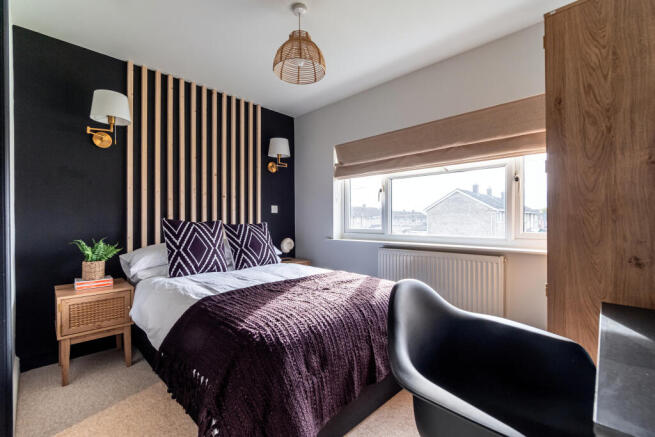 Room 5 - Ensuite