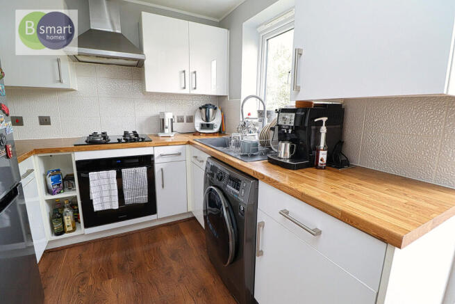 3 bed Detached for sale Image 4
