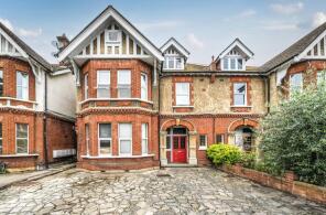 Flat 5, 30, Vicarage Road, Hampton Wick KT1 4ED