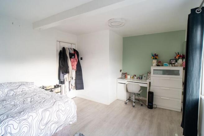 3 bed Detached for sale Image 9