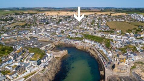 Porthleven, Three bed home in sought after location