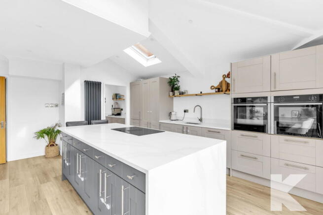 3 bed Detached for sale Image 11