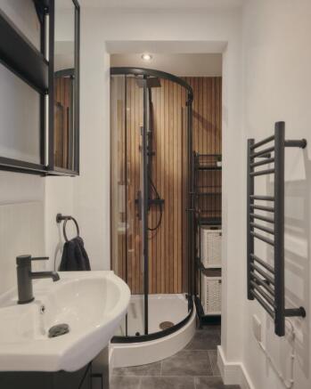1 bed House Share to rent Image 8