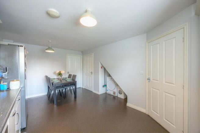 3 bed Town House for sale Image 6