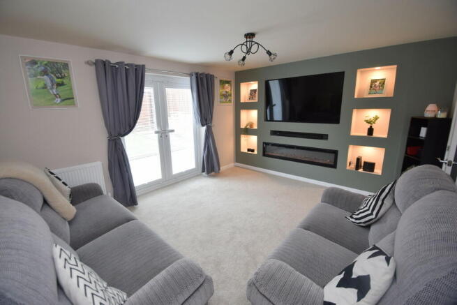 Lounge 1