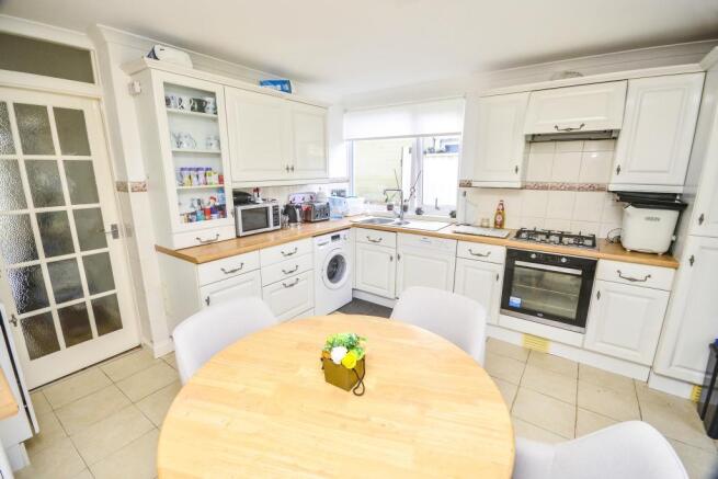 Kitchen/breakfast ro