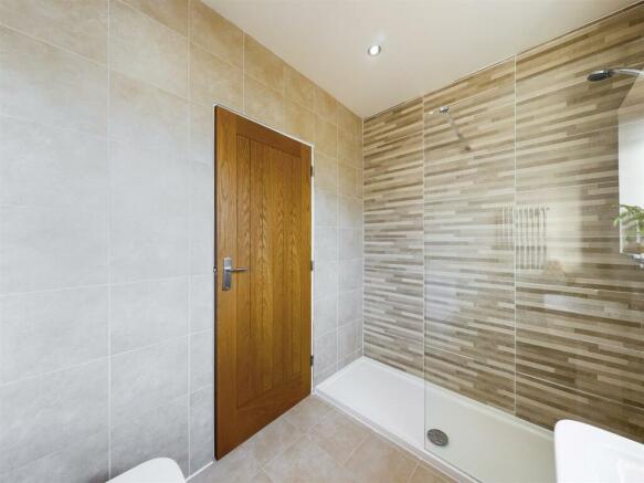 Family Shower Room