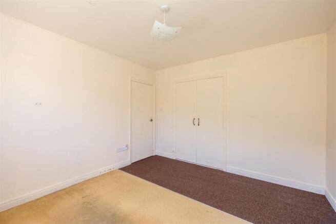 2 bed Semi-Detached Bungalow for sale Image 8