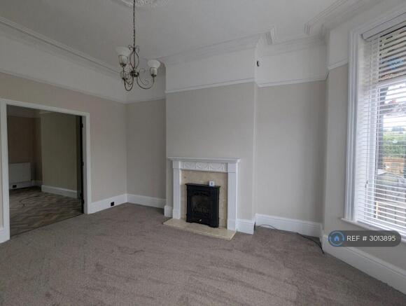 4 bed Terraced to rent Image 11