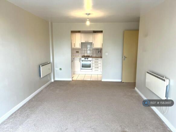 Lounge/Kitchen