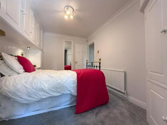 3 bed Bungalow for sale Image 6