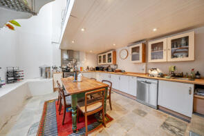 10, Wandsworth Bridge Road, London SW6 2TJ