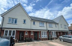 17, Pennyroyal, Fleet GU51 5BH