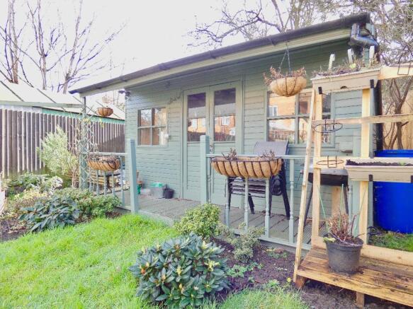 workshop/shed