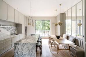 40, Upper Addison Gardens, London W14 8AJ