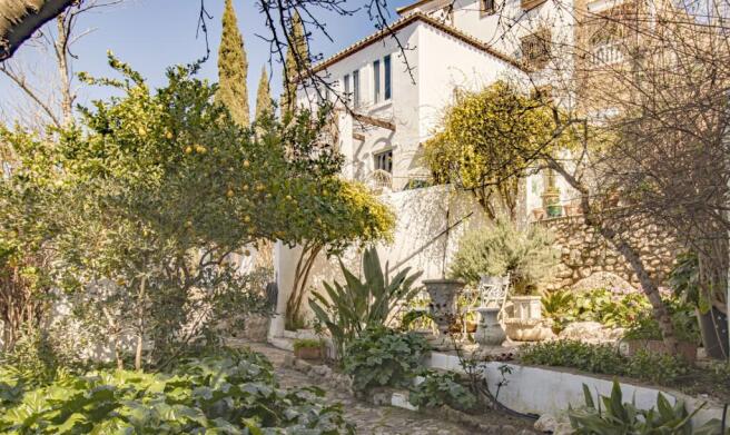Comares-Malaga-Townh